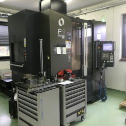 MAKINO F5